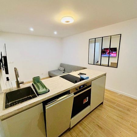 Joli Appartement Renove Incluant Parking A 10 Min De Paris Nanterre Eksteriør bilde