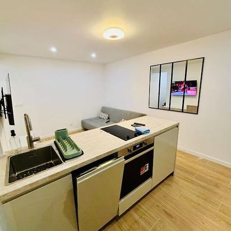 Joli Appartement Renove Incluant Parking A 10 Min De Paris Nanterre Eksteriør bilde
